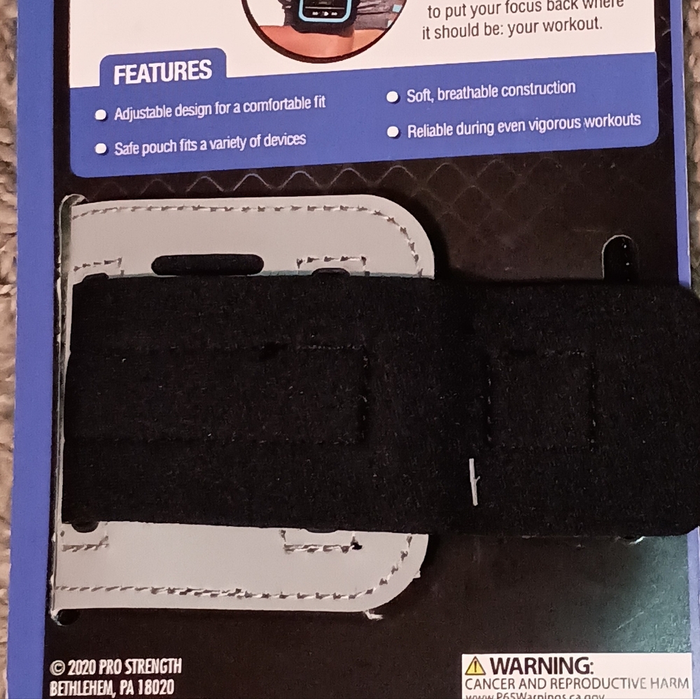Pro Strength Active Armband – Adjustable Band for Smartphones & Keys